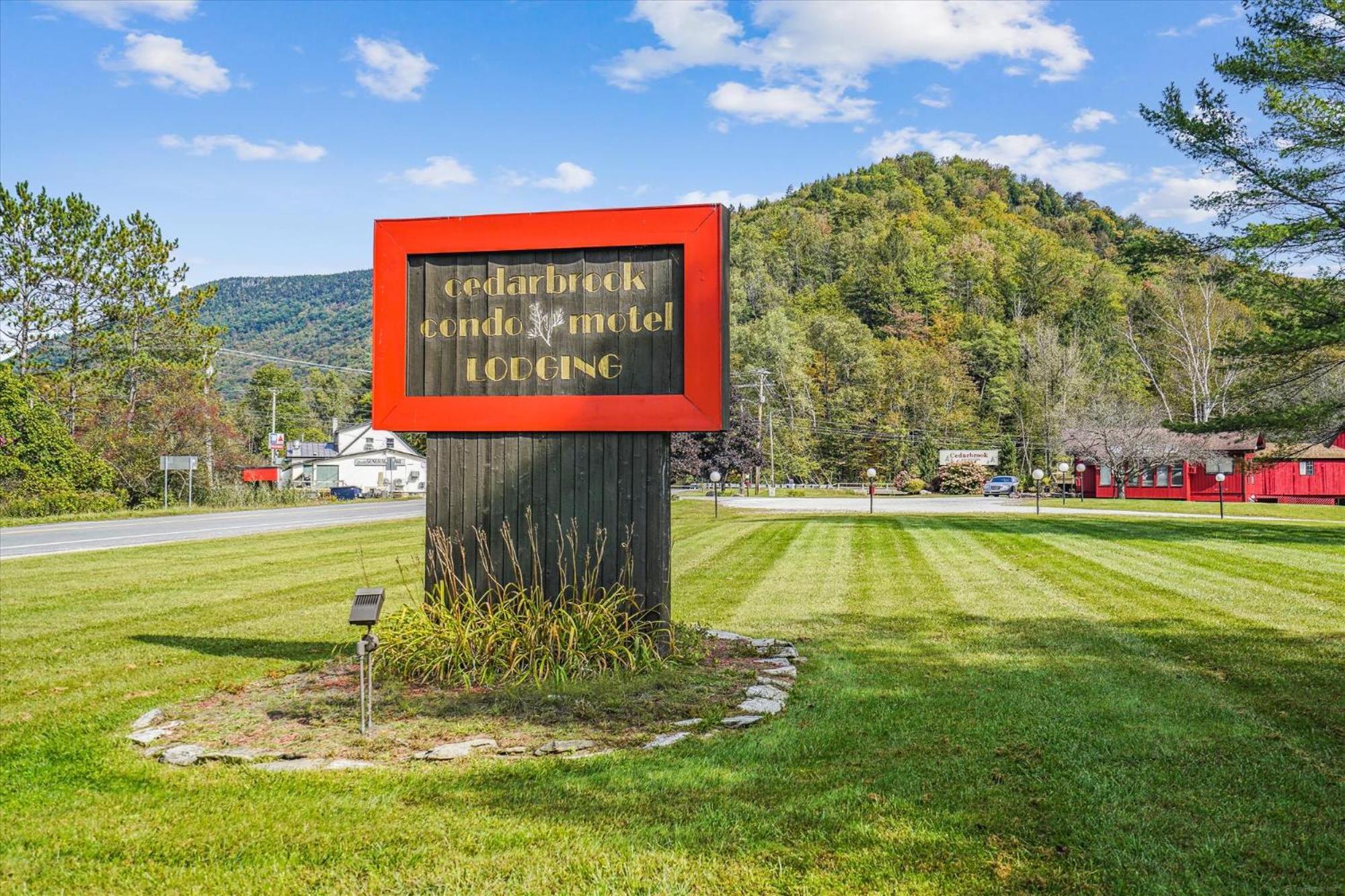 Cedarbrook Deluxe One Bedroom Suite Located On 2Nd Floor With Outdoor Heated Pool 21820 Killington Exterior photo