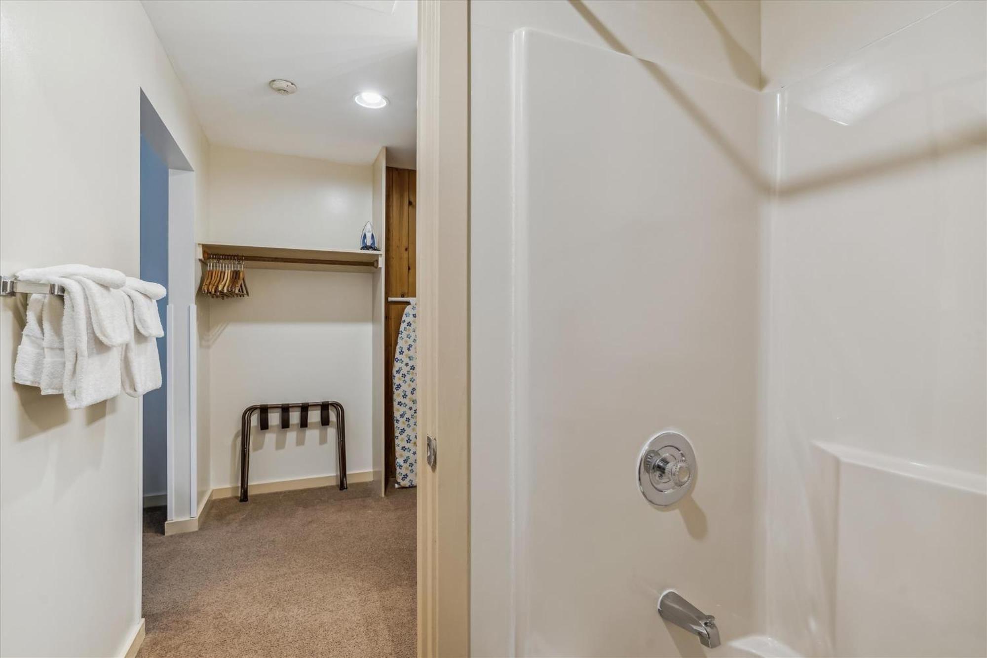 Cedarbrook Deluxe One Bedroom Suite Located On 2Nd Floor With Outdoor Heated Pool 21820 Killington Exterior photo