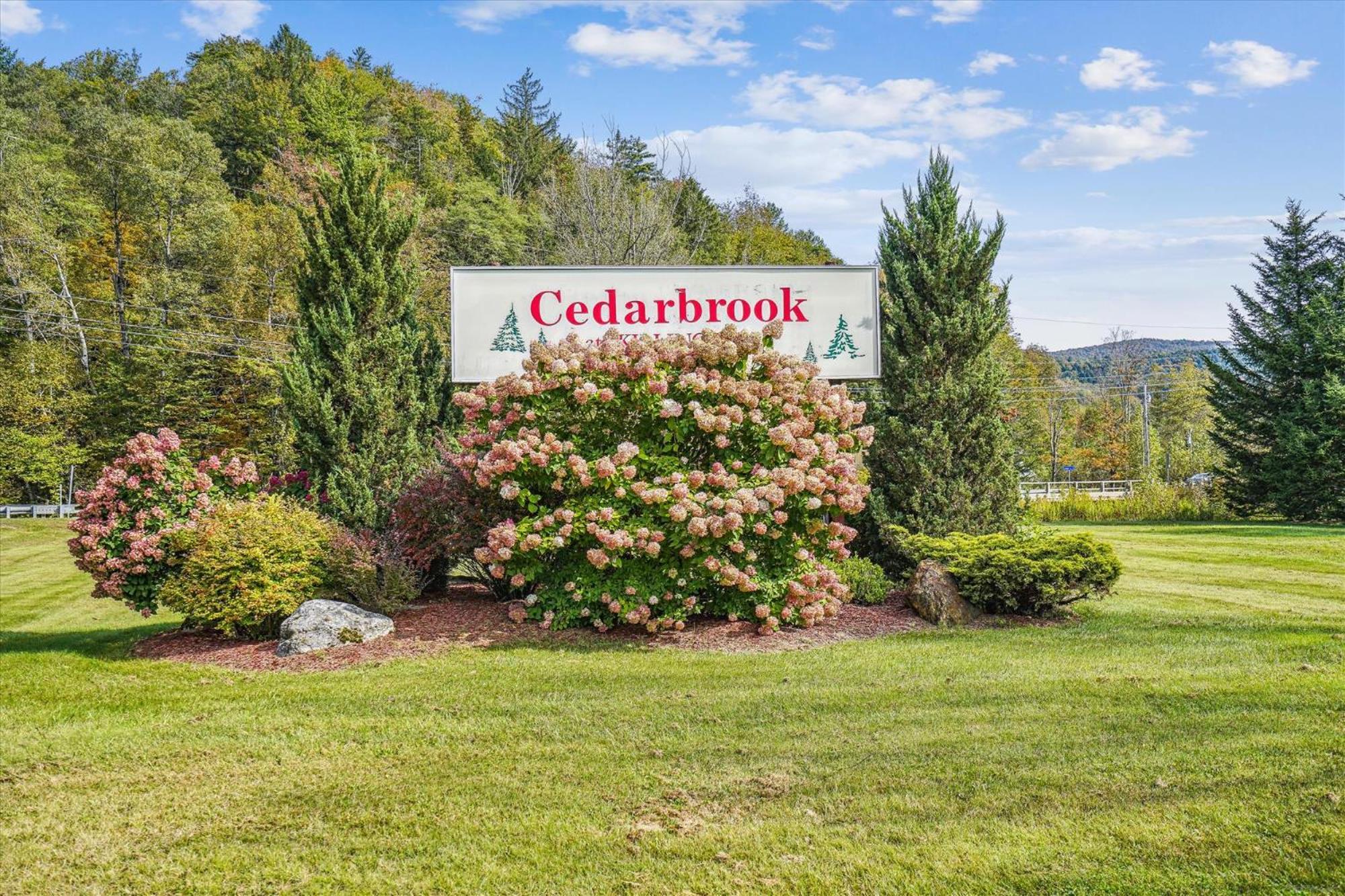 Cedarbrook Deluxe One Bedroom Suite Located On 2Nd Floor With Outdoor Heated Pool 21820 Killington Exterior photo